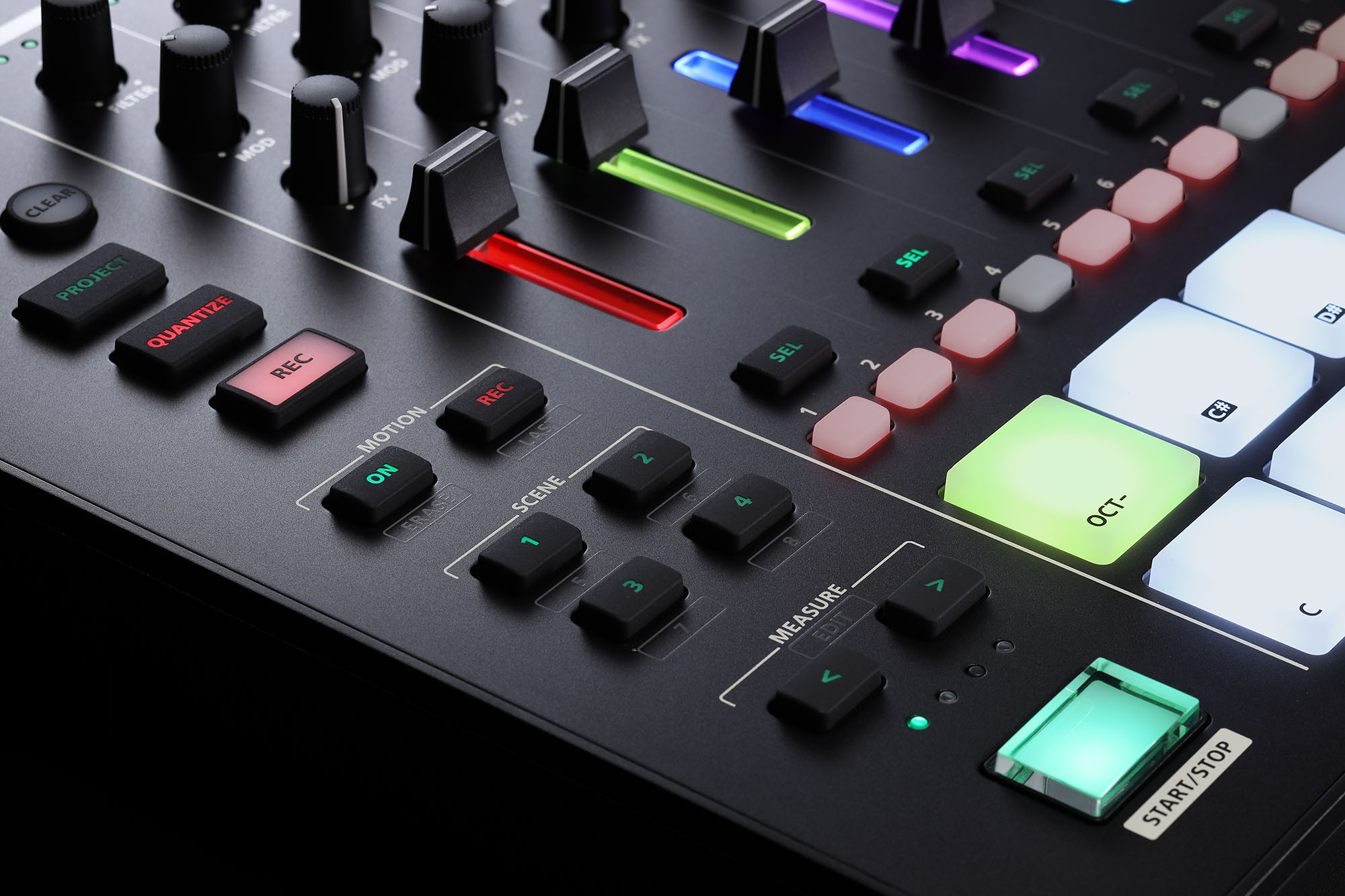 Galerijní obrázek č.7 DJ efektory a loopery ROLAND MC-707 GROOVEBOX