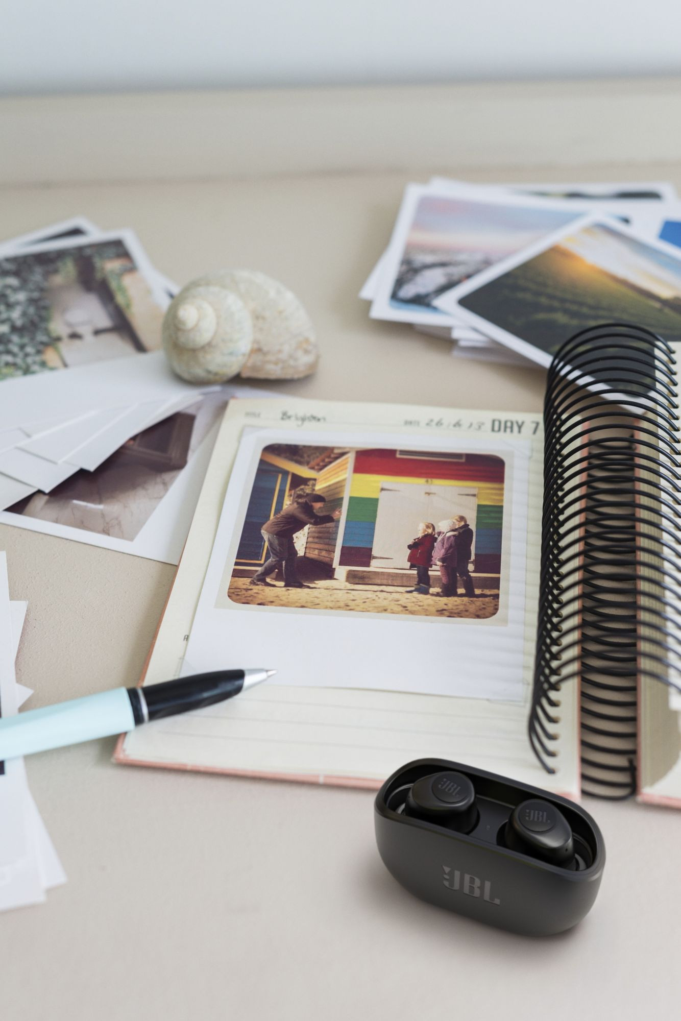 Galerijní obrázek č.10 Bezdrátová do uší JBL Vibe 100TWS Sand Ivory