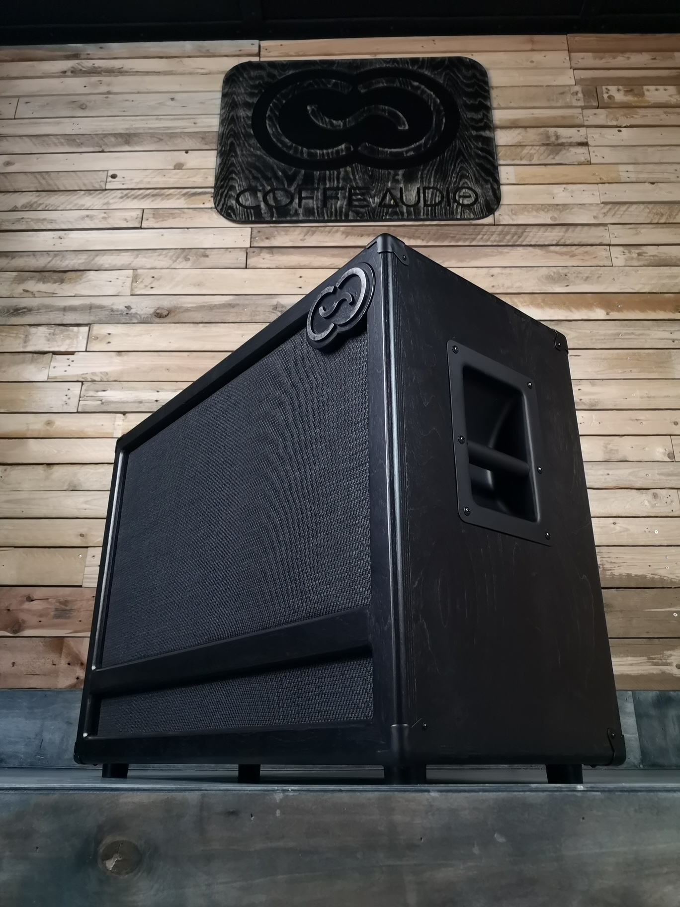Galerijní obrázek č.1 2 reproduktory COFFEE CUSTOM CAB Latte 212 - Black