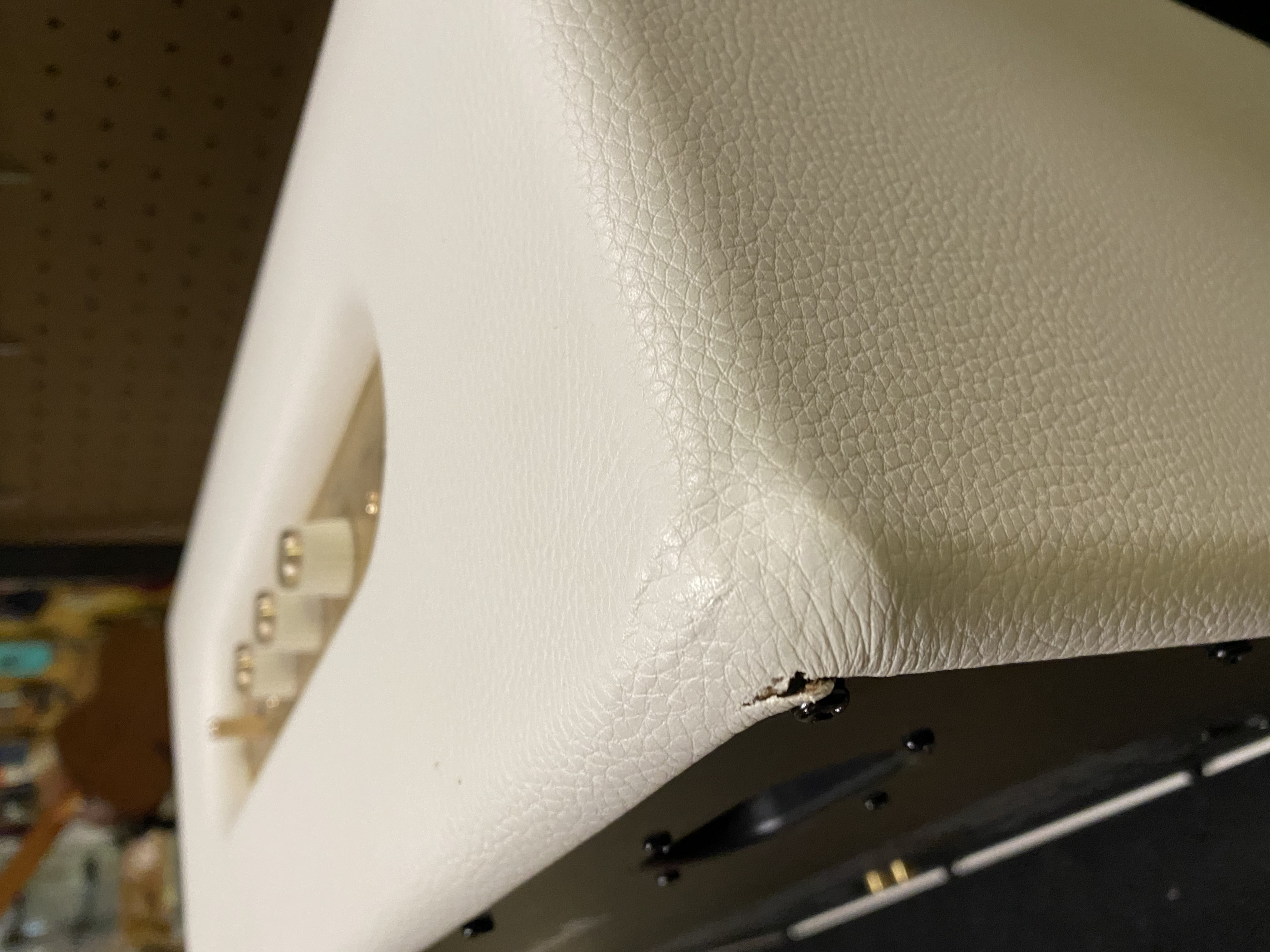 Galerijní obrázek č.2 Nepřenosné (na doma) MARSHALL WOBURN BT II (bílá) B stock