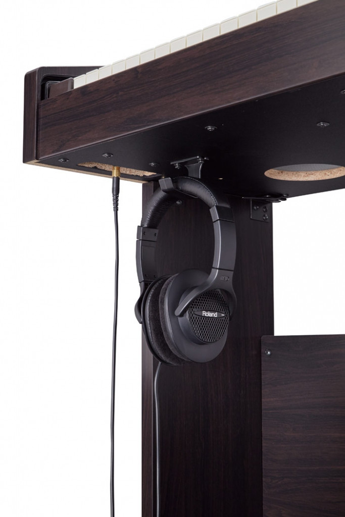 Galerijní obrázek č.3 Digitální piana ROLAND RP501R CR