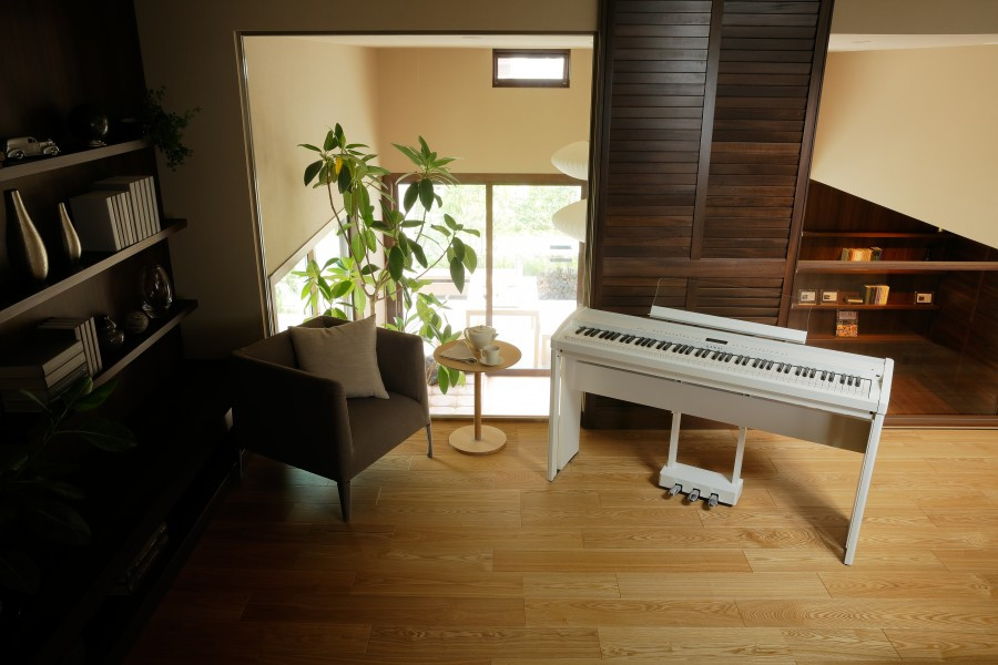 Galerijní obrázek č.2 Digitální piana KAWAI ES 8 SW B-STOCK
