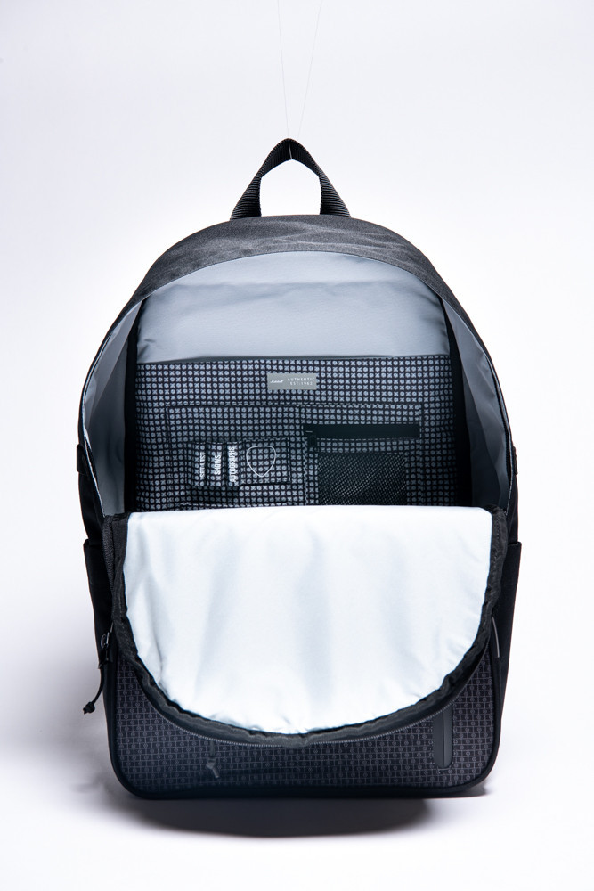 Galerijní obrázek č.5 Batohy MARSHALL Underground Backpack Black/White
