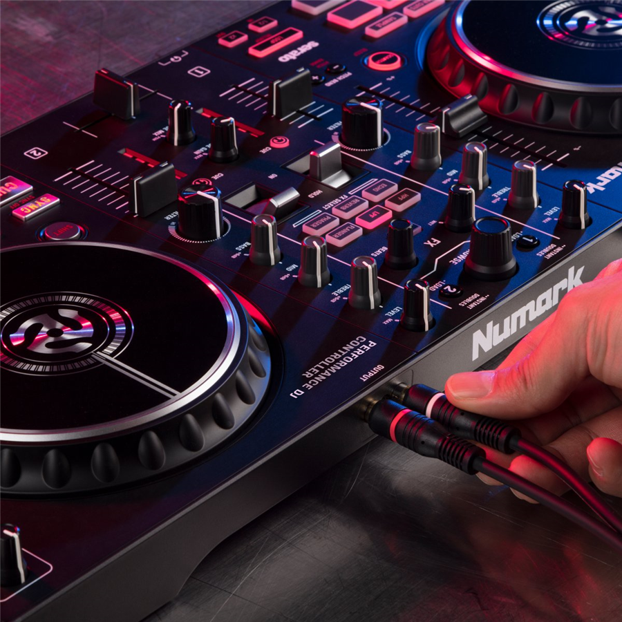 Galerijní obrázek č.6 DJ kontrolery NUMARK Mixtrack Pro FX