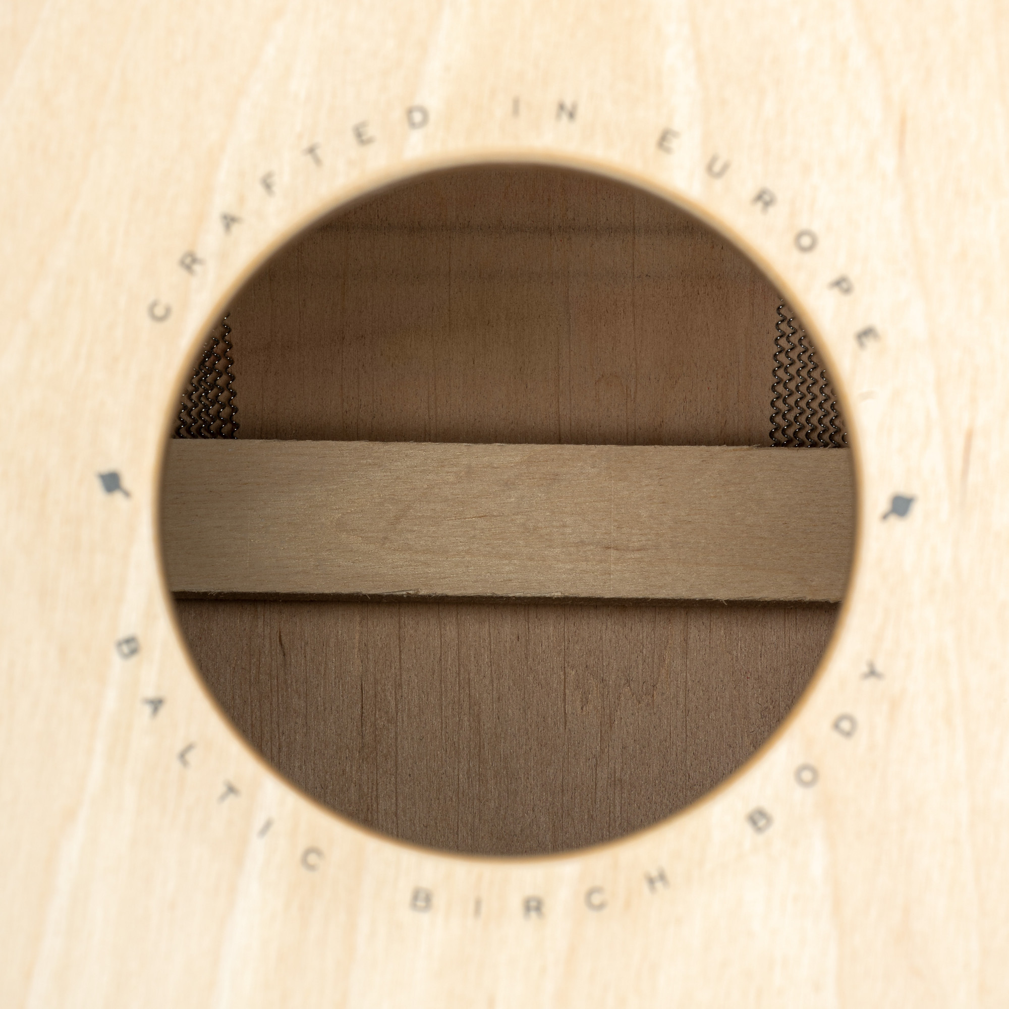 Galerijní obrázek č.2 Perkuse MEINL SC100RDB Snarecraft 100 Cajon Special Edition - Red Burst