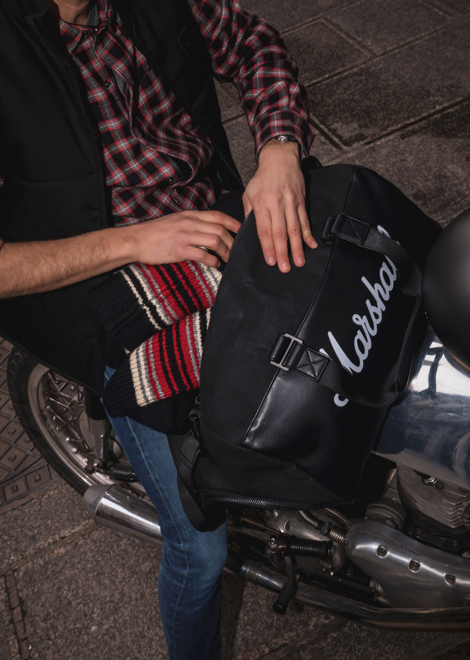 Galerijní obrázek č.8 Výprodej MARSHALL Uptown Duffel Black/White