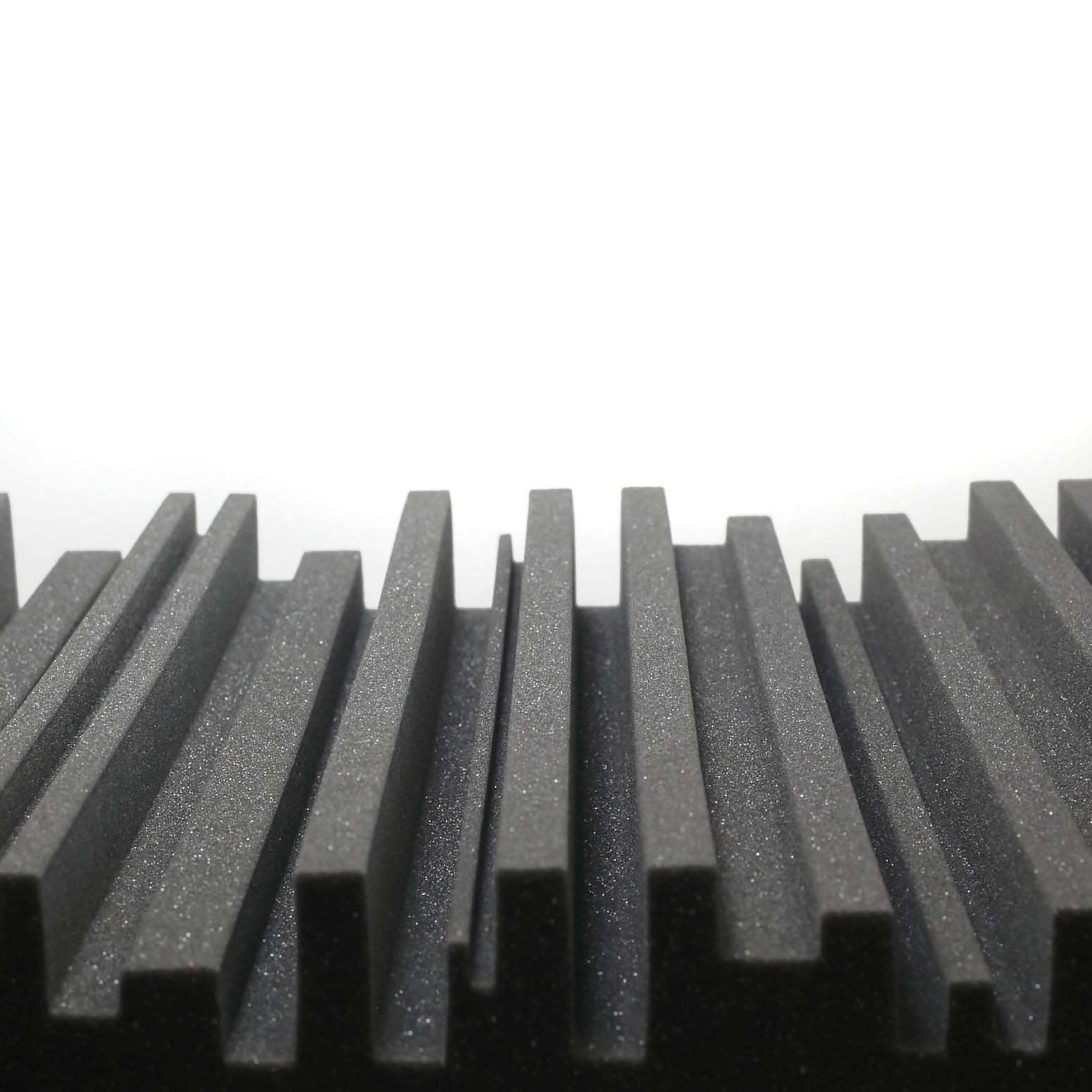 Galerijní obrázek č.2 Absorpční panely VELES-X Acoustic Self-Adhesive Wedges 300x300x50