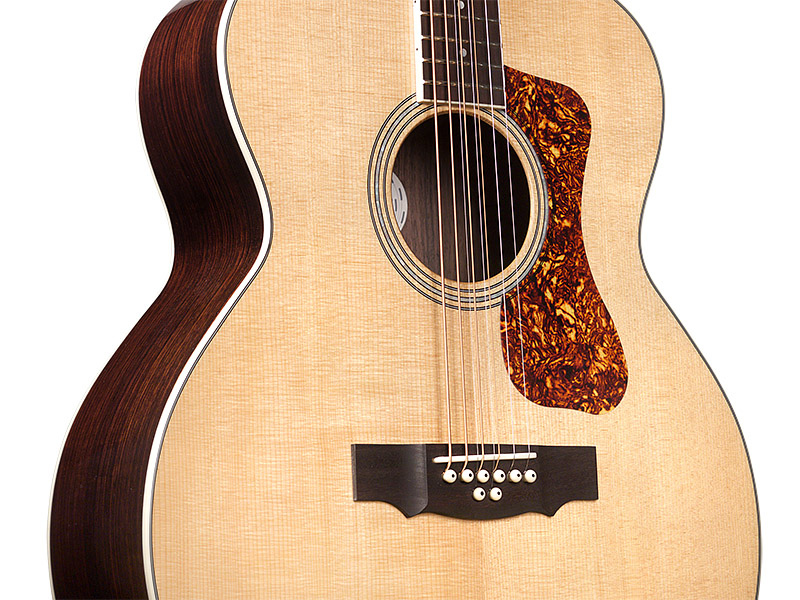 Galerijní obrázek č.3 Jumbo GUILD BT-258E Deluxe Baritone - Natural
