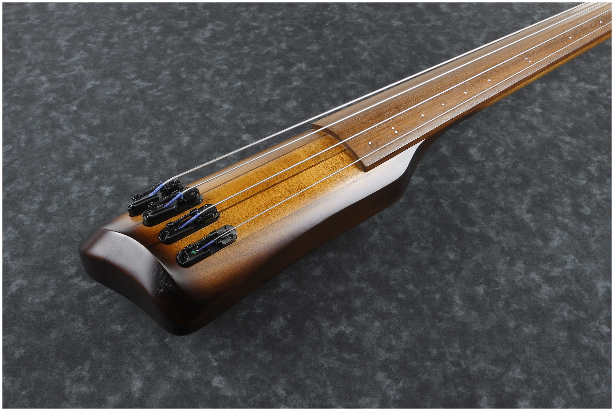 Galerijní obrázek č.2 Bezpražcové IBANEZ UB804-BUL - Black Ice Burst Low Gloss