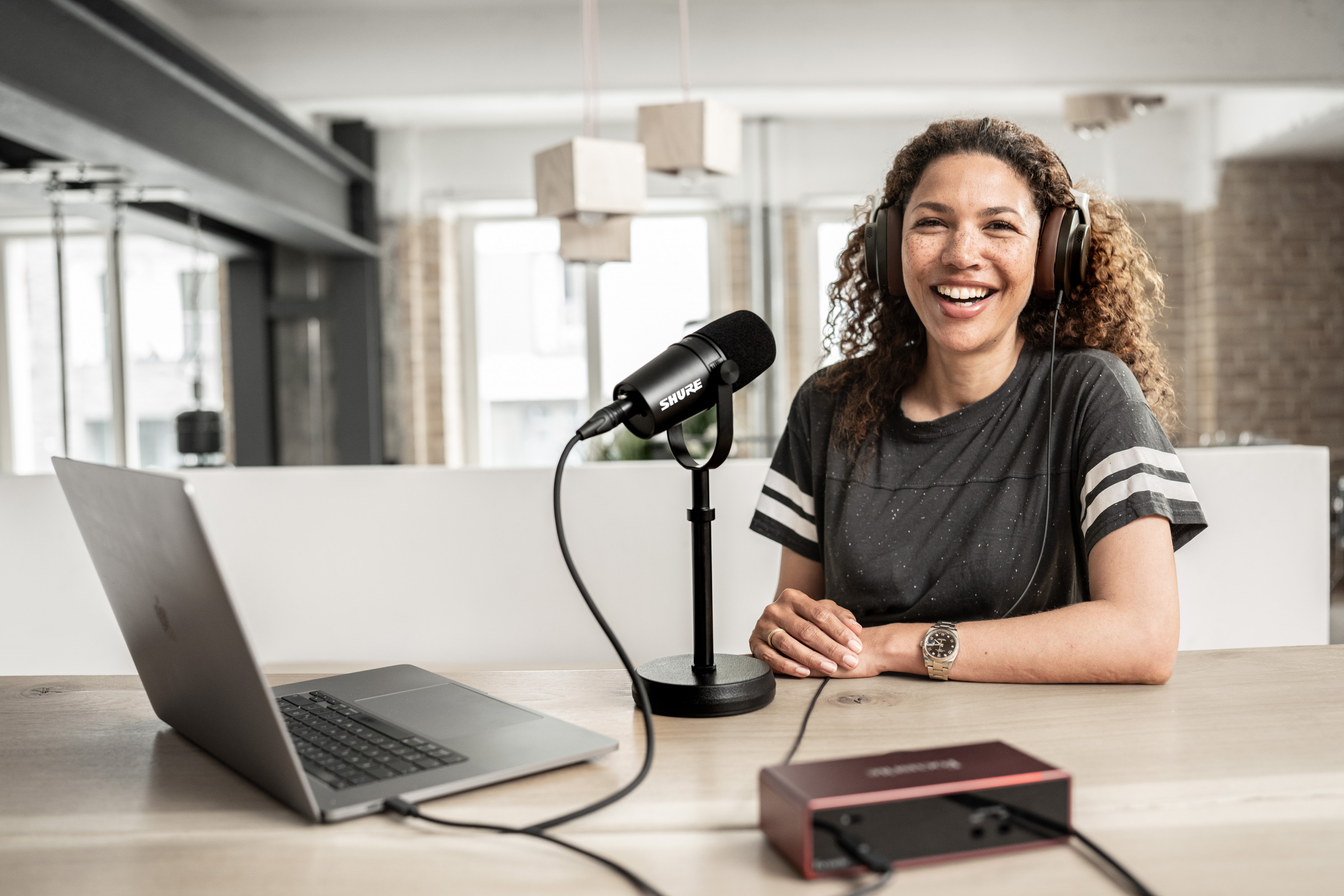 Galerijní obrázek č.12 Mikrofony pro rozhlasové vysílání SHURE MV7X