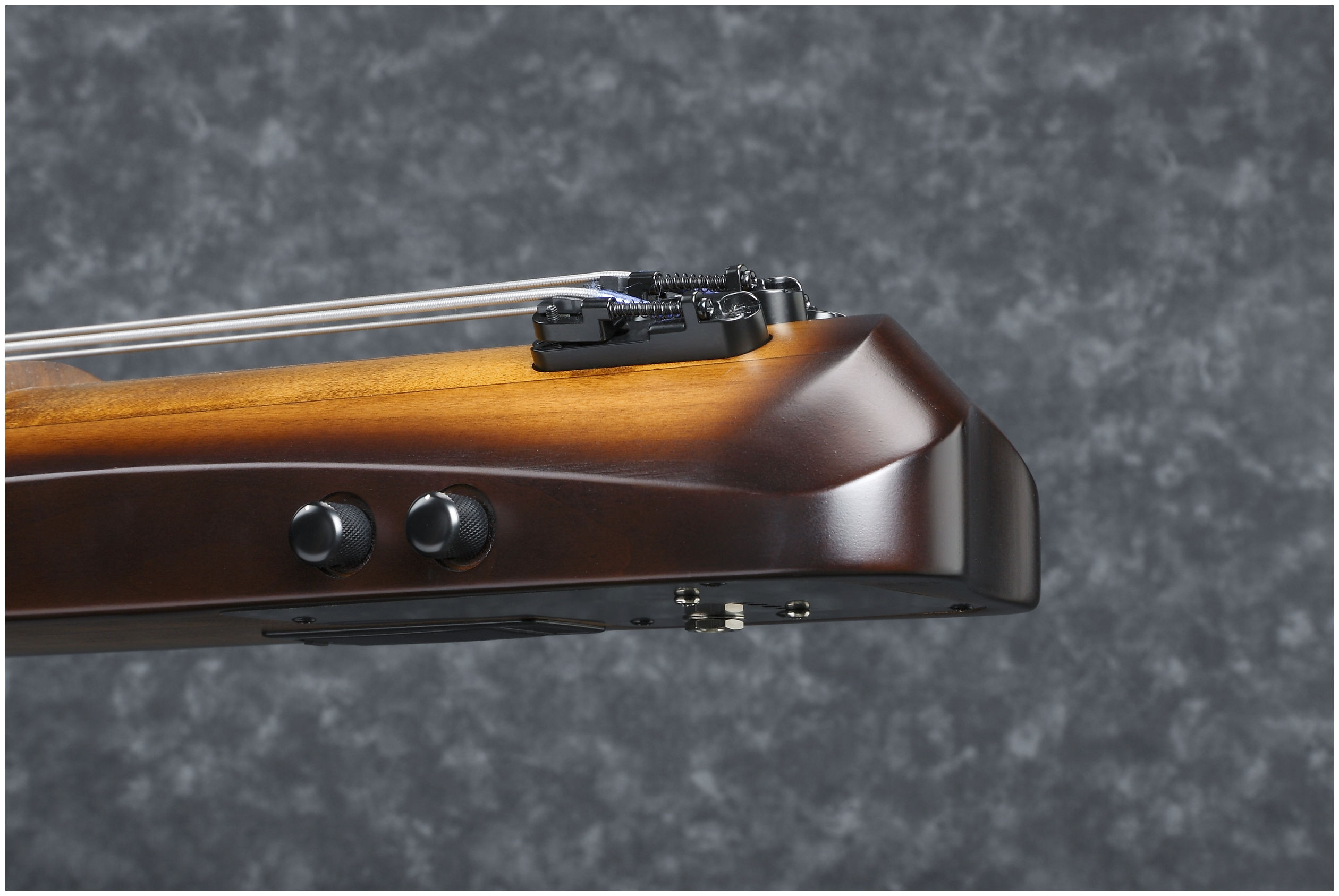 Galerijní obrázek č.5 Bezpražcové IBANEZ UB804-BUL - Black Ice Burst Low Gloss