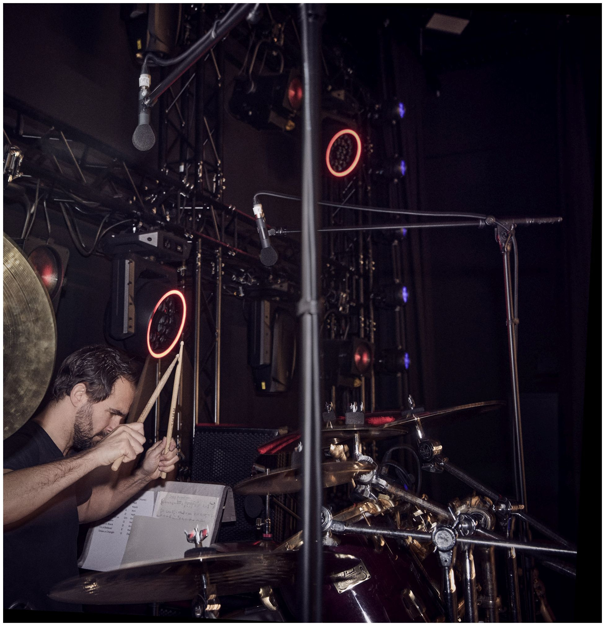 Galerijní obrázek č.3 Vysoké mikrofonní stojany GRAVITY TMS 4321 OH B