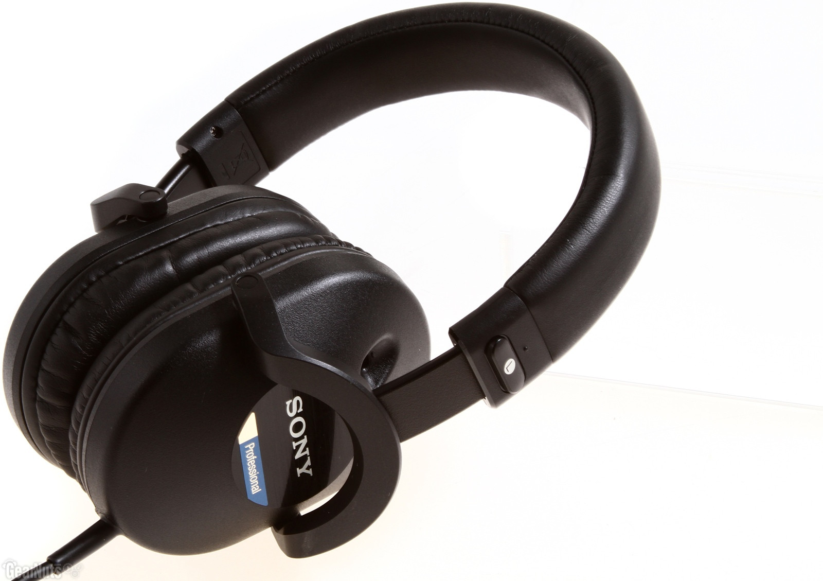 Galerijní obrázek č.1 Velká náhlavní sluchátka SONY PROFESIONAL AUDIO MDR-7510