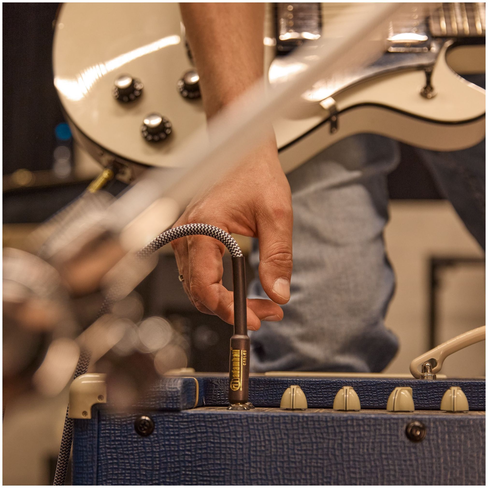 Galerijní obrázek č.4 9m a více ADAM HALL 4 STAR IPP 0900 BRW