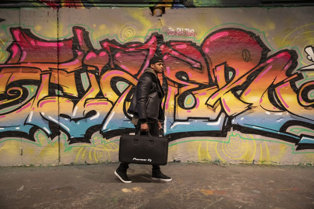 Galerijní obrázek č.9 DAW kontrolery PIONEER DJ DDJ-800