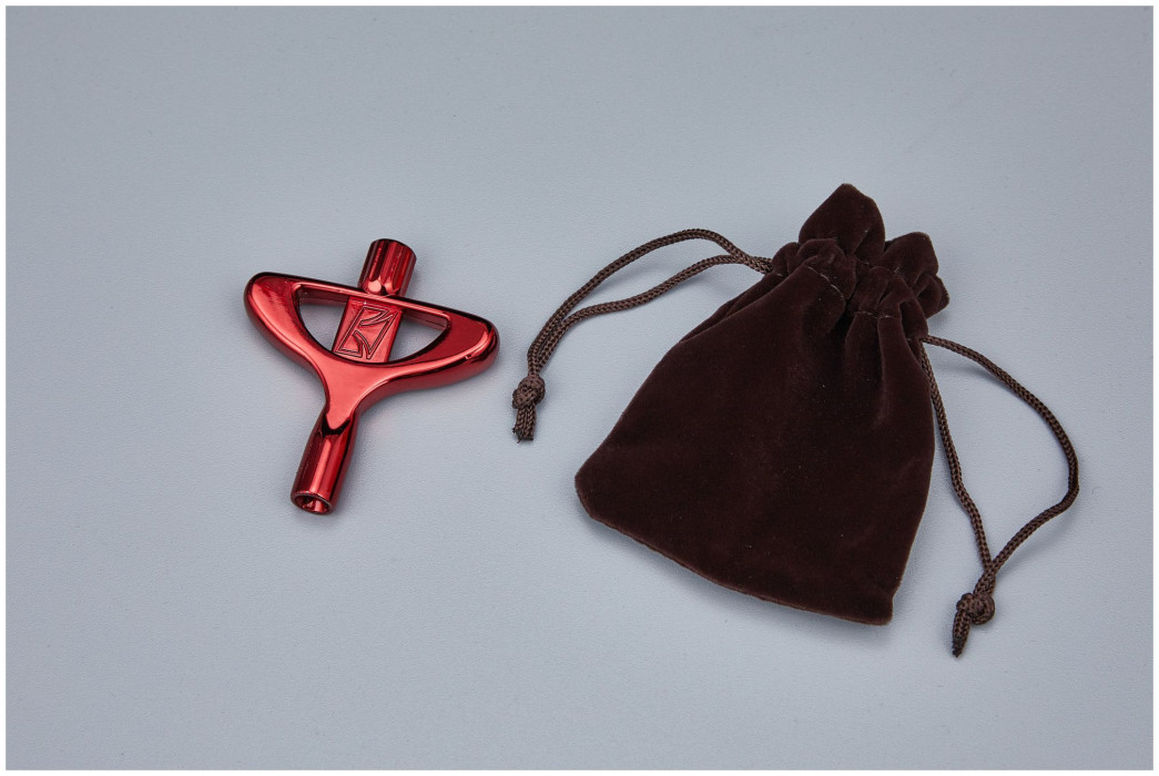 Hlavní obrázek Ladicí kličky TAMA TDK10GR Drum Key 50th Anniversary Red Coated