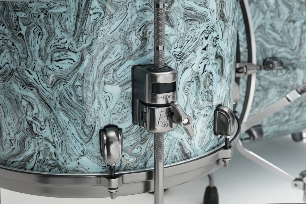 Hlavní obrázek 22“; 10“, 12“; 16“ TAMA MR42TZUS-SLW Starclassic Maple - Sky Blue Swirl / Smoked Black Nickel HW