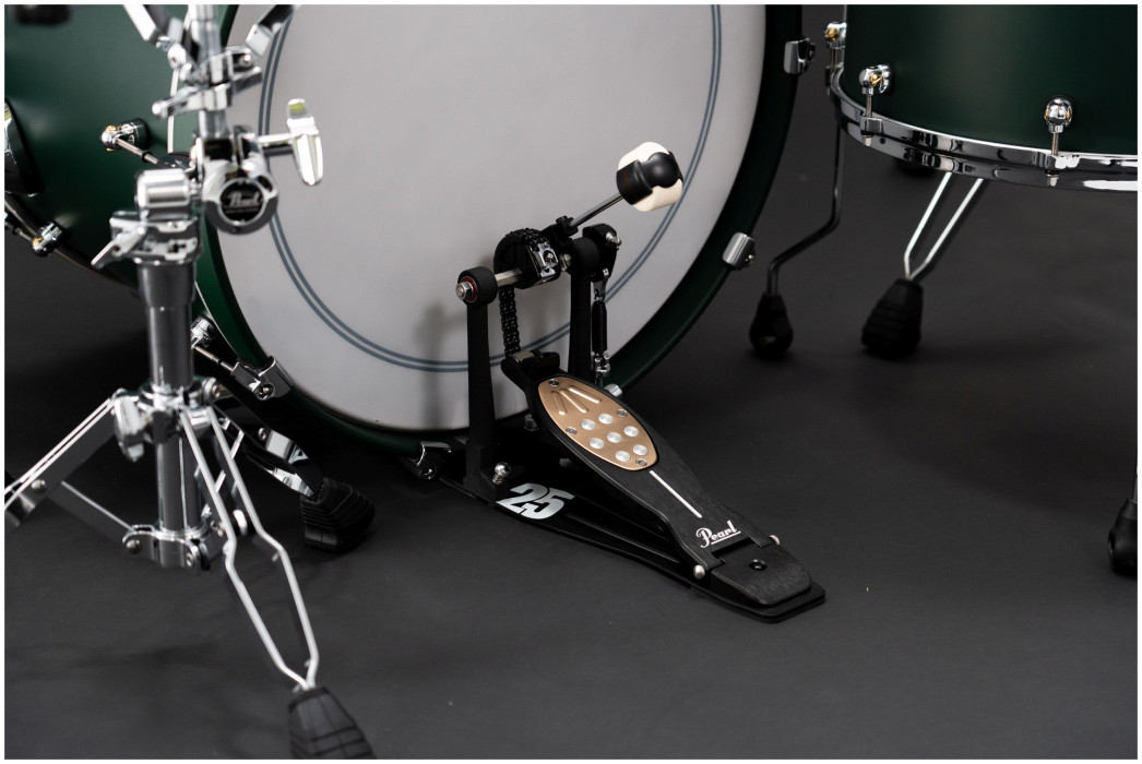 Hlavní obrázek Jednoduché pedály PEARL P-2050C/B Eliminator Black Limited Edition