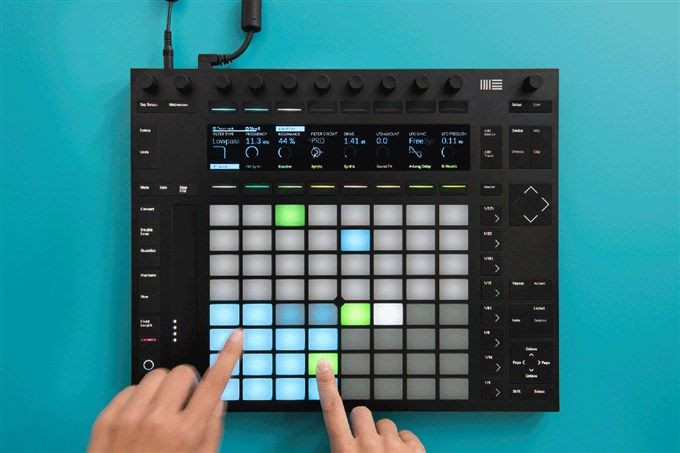 Hlavní obrázek DJ kontrolery ABLETON Push 2