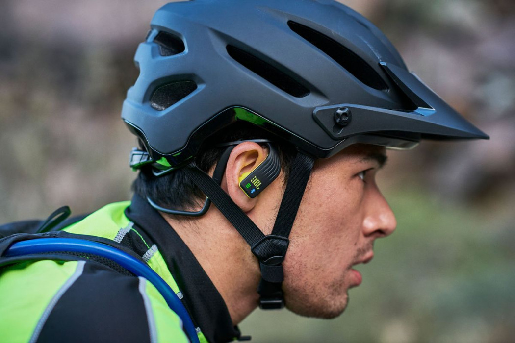 Hlavní obrázek Bezdrátová do uší JBL Endurance Dive BT - černozelená