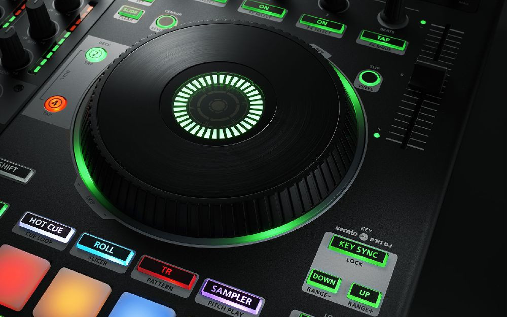 Hlavní obrázek DJ kontrolery ROLAND DJ-808