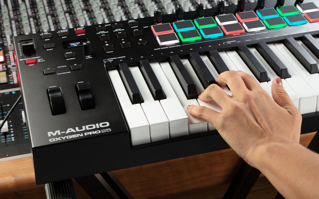 Hlavní obrázek MIDI keyboardy M-AUDIO Oxygen PRO 25