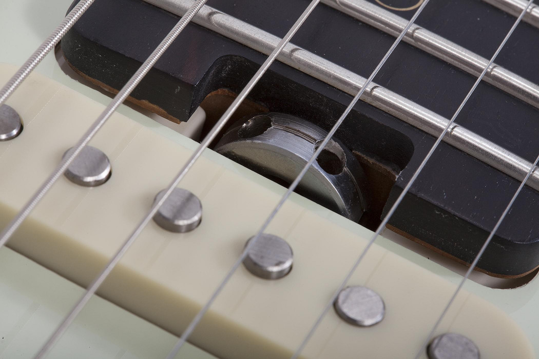 Hlavní obrázek Elektrické kytary SCHECTER Nick Johnston Traditional H/S/S - Atomic Snow