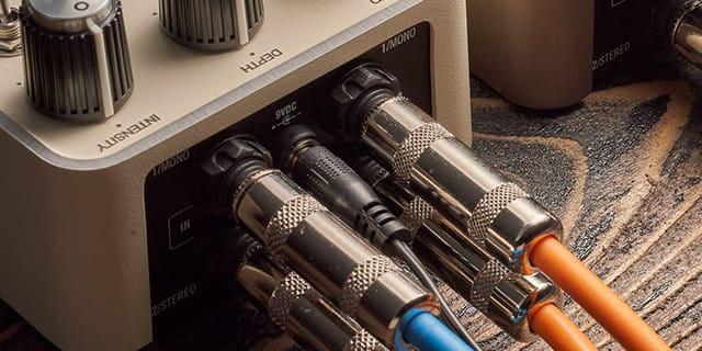 Hlavní obrázek Multiefekty, procesory UNIVERSAL AUDIO Astra Modulation Machine