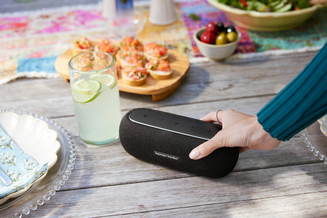 Hlavní obrázek Přenosné (na ven, na cesty) HARMAN/KARDON Luna Black