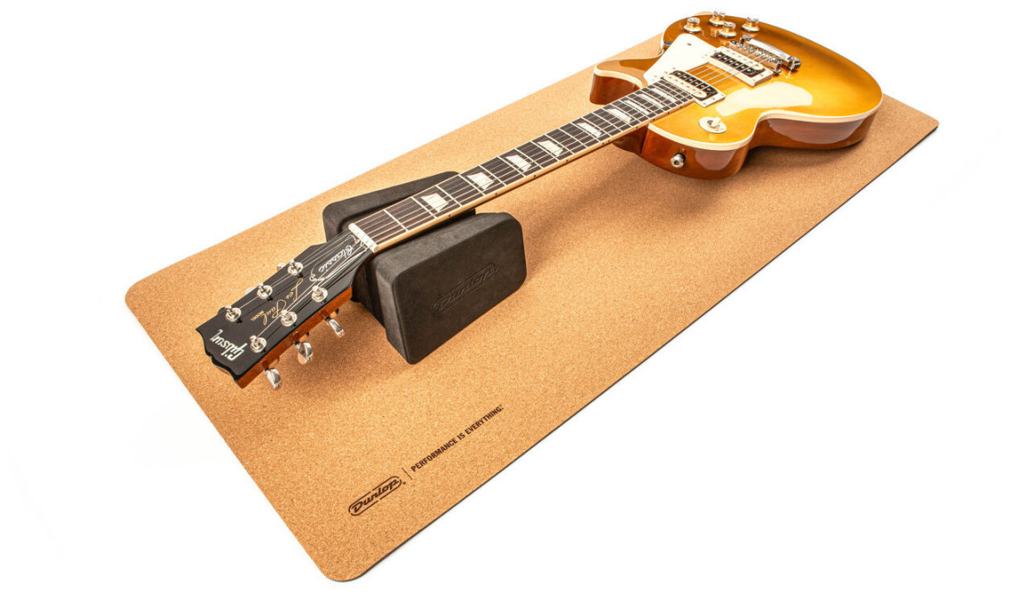 Hlavní obrázek Kytarová kosmetika DUNLOP CM65 SYSTEM 65 CORK GUITAR SETUP MAT