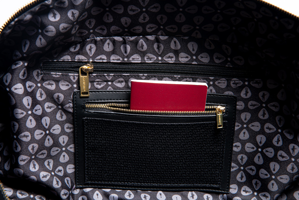 Hlavní obrázek Batohy MARSHALL Downtown Backpack Black/ Gold