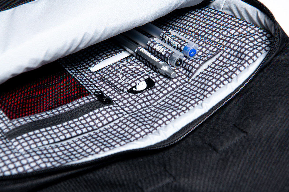 Hlavní obrázek Batohy MARSHALL Underground Rocksack Black/White