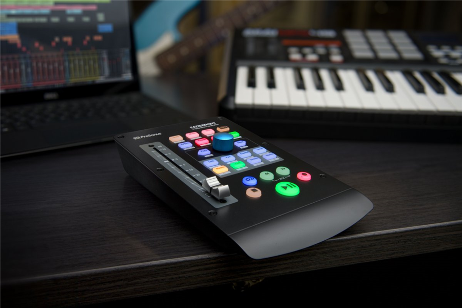 Hlavní obrázek DAW kontrolery PRESONUS FaderPort (2018)
