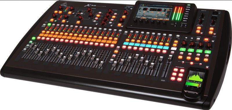 Hlavní obrázek Digitální mixpulty BEHRINGER X32-TP