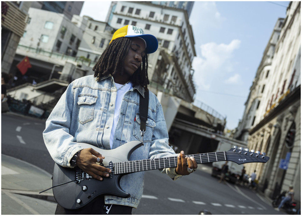 Hlavní obrázek Alternativní ENYA MUSIC Inspire - Black