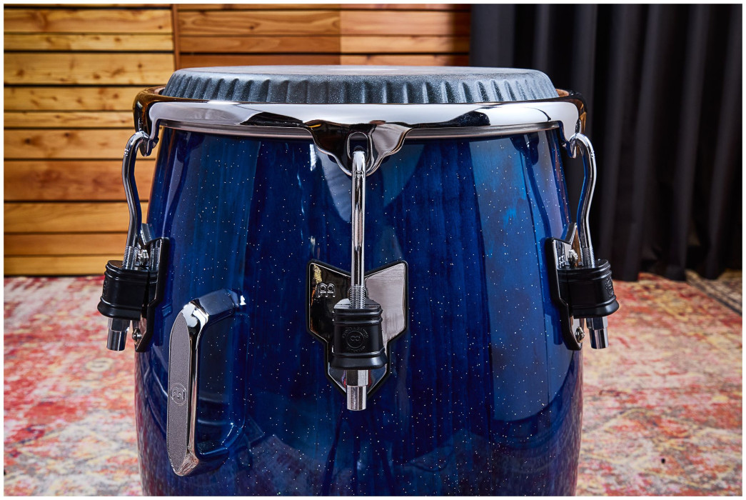 Hlavní obrázek Conga MEINL WKT1134BW Artist William Kachiro Thompson Conga 11 3/4” REMO Black Calfskin Skyndeep - Blue Wave