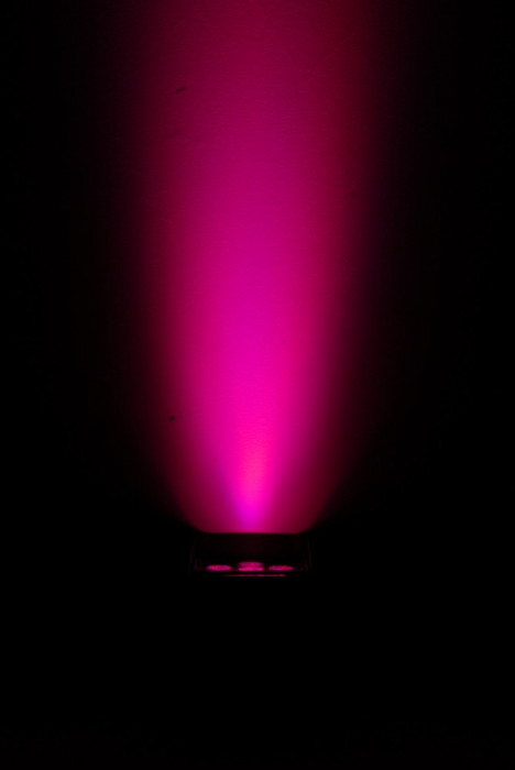 Hlavní obrázek Architekturální osvětlení CHAUVET DJ Freedom Par Tri-6