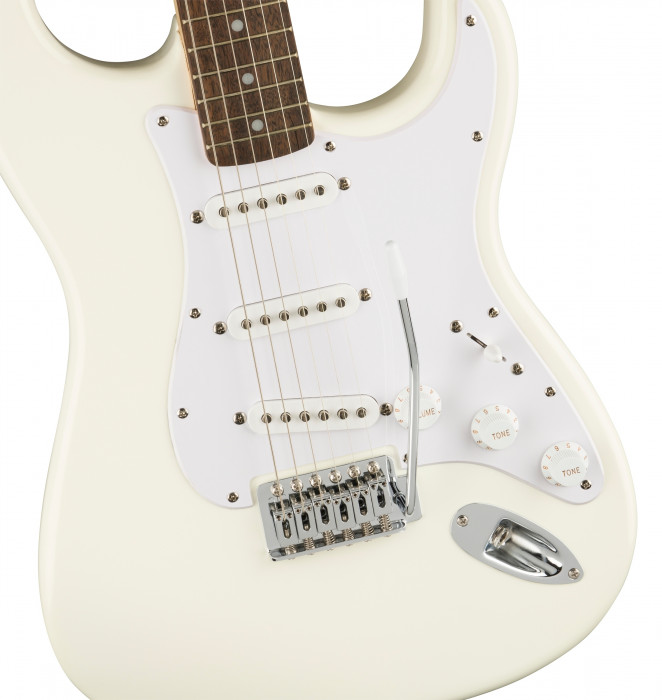 Hlavní obrázek ST - modely FENDER SQUIER Bullet Stratocaster - Arctic White
