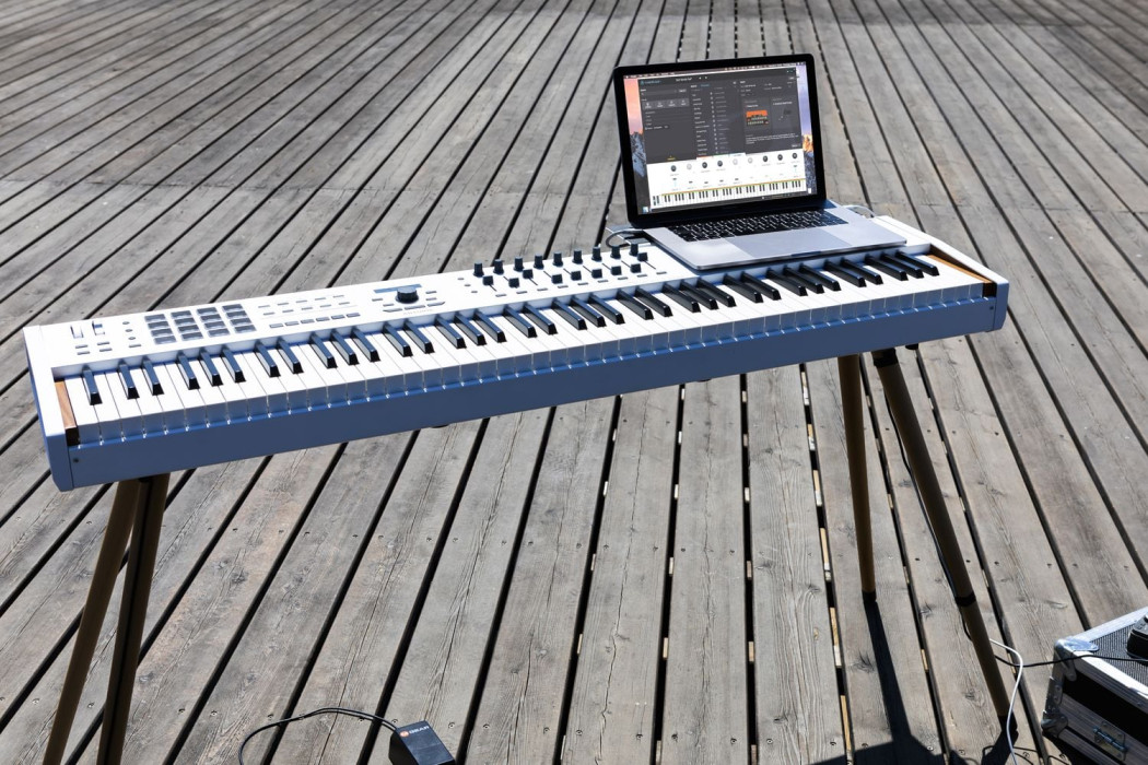 Hlavní obrázek Keyboardy/Klávesy/Kontrolery ARTURIA KeyLab 88 MkII B-Stock