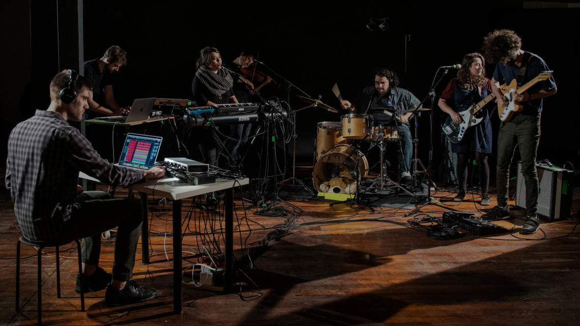 Hlavní obrázek USB zvukové karty TASCAM SERIES 208i