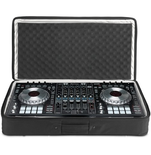 Hlavní obrázek Přepravní bagy pro DJs UDG Urbanite MIDI Controller Sleeve Extra Large Black