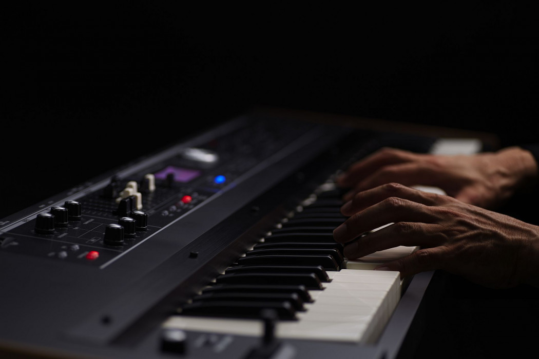 Hlavní obrázek Syntezátory, varhany, virtuální nástroje ROLAND VR-730 V-Combo