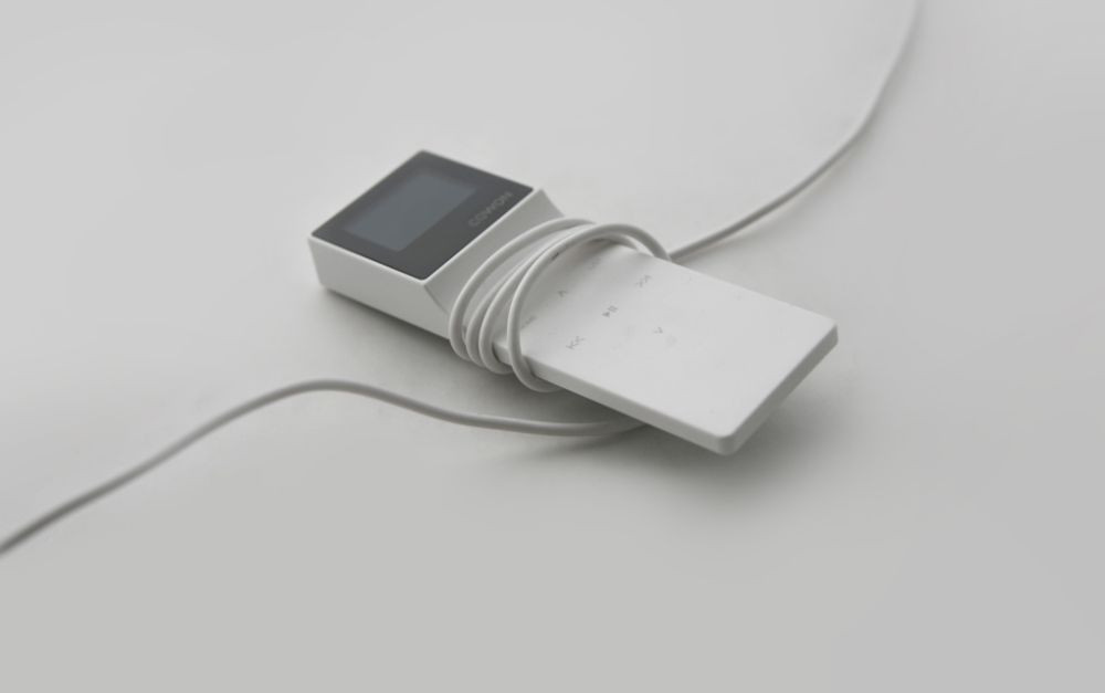 Hlavní obrázek Přenosné přehrávače a projektory COWON iAudio E3 8GB White