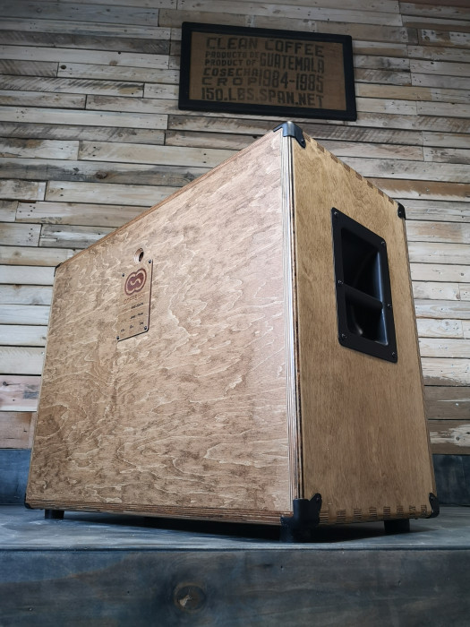 Hlavní obrázek 2 reproduktory COFFEE CUSTOM CAB Latte 212 - Walnut