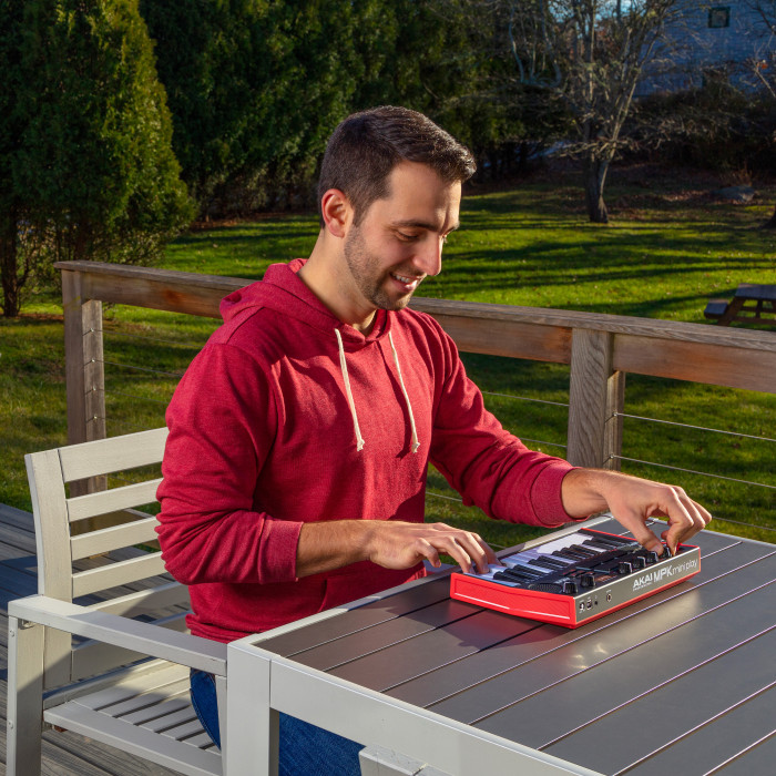 Hlavní obrázek Keyboardy s dynamikou AKAI MPK Mini PLAY MK3