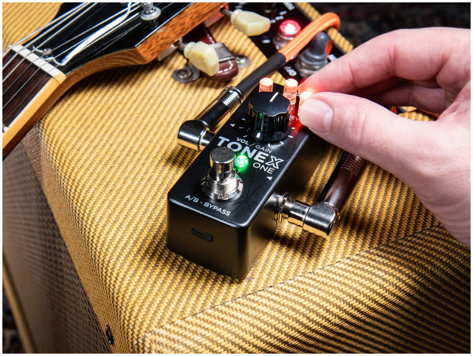 Hlavní obrázek Multiefekty, procesory IK MULTIMEDIA TONEX ONE