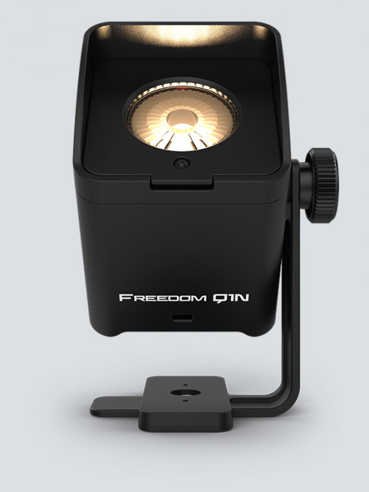 Hlavní obrázek LED RGBW (RGB+White) CHAUVET DJ Freedom Q1N x4