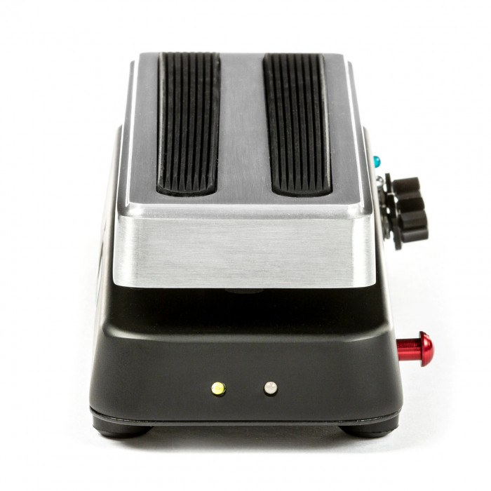 Hlavní obrázek Wah-wah DUNLOP GCB65 - CRY BABY CUSTOM BADASS DUAL-INDUCTOR EDITION WAH