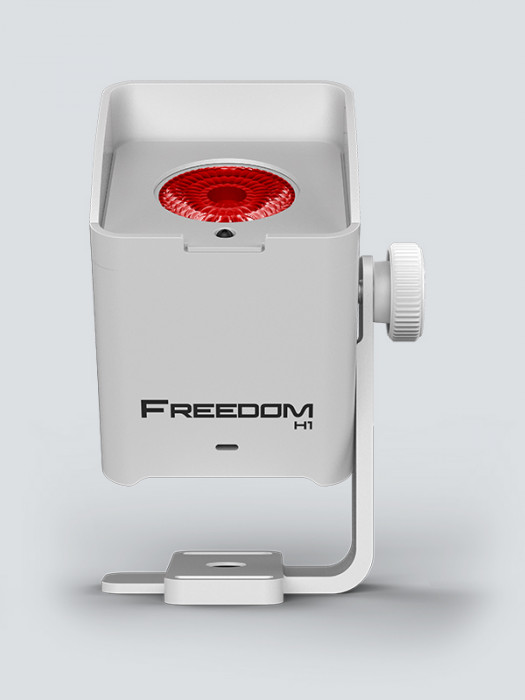 Hlavní obrázek LED RGBAWUV (RGB+Amber+White+UV) CHAUVET DJ Freedom H1 x4 White
