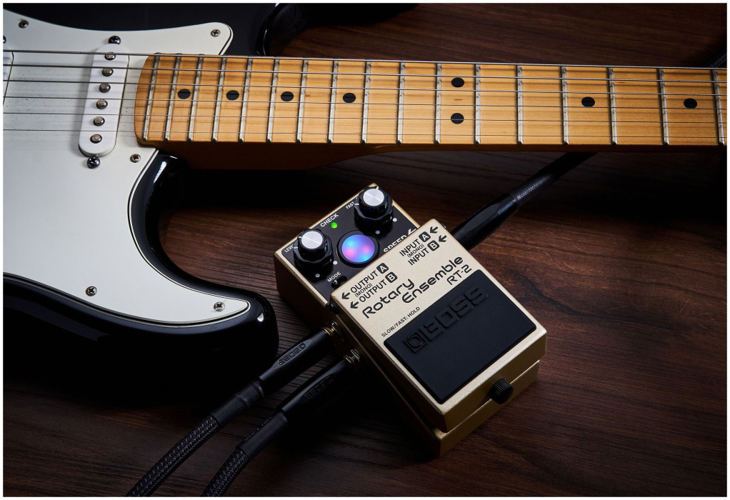 Hlavní obrázek Ostatní efekty BOSS RT-2 Rotary Ensemble